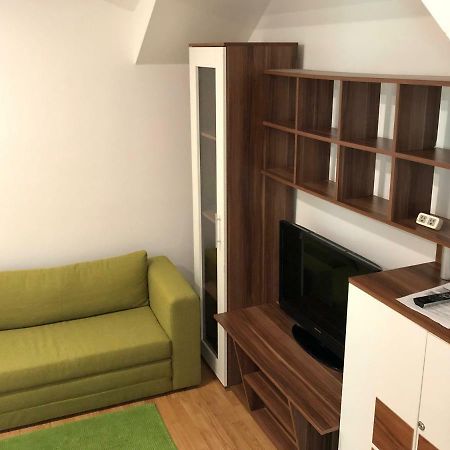 Veronika Group Radiceva Zagreb Extérieur photo