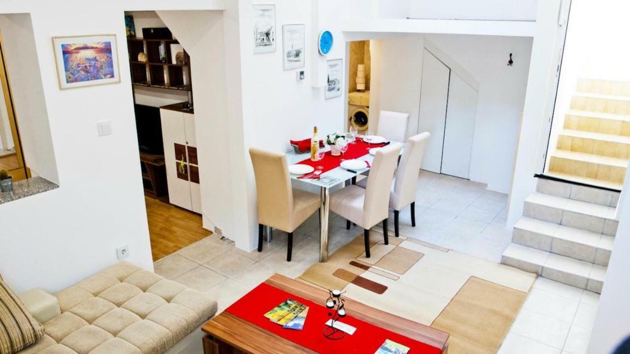 Veronika Group Radiceva Zagreb Extérieur photo